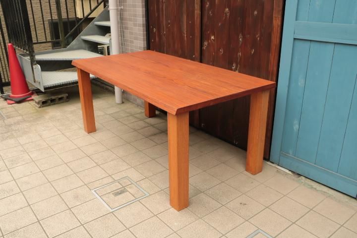 KAGURA(家具蔵)稀少なチーク無垢材を使用した耳付きダイニング KAGURA(家具蔵)稀少なチーク無垢材を使用した耳付きダイニング