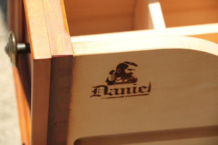 横浜クラシック家具 Daniel(ダニエル)のアーリーアメリカン 横浜クラシック家具 Daniel(ダニエル)のアーリーアメリカン