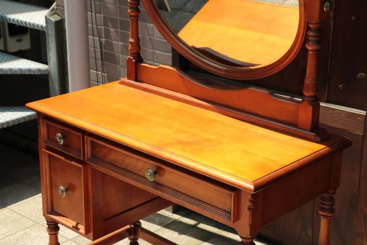 横浜クラシック家具 Daniel(ダニエル)のアーリーアメリカン 横浜クラシック家具 Daniel(ダニエル)のアーリーアメリカン