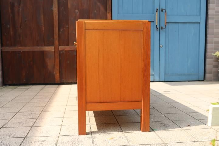 天童木工(TENDO)のシンプルなデザインのサイドボードです 天童木工(TENDO)のシンプルなデザインのサイドボードです