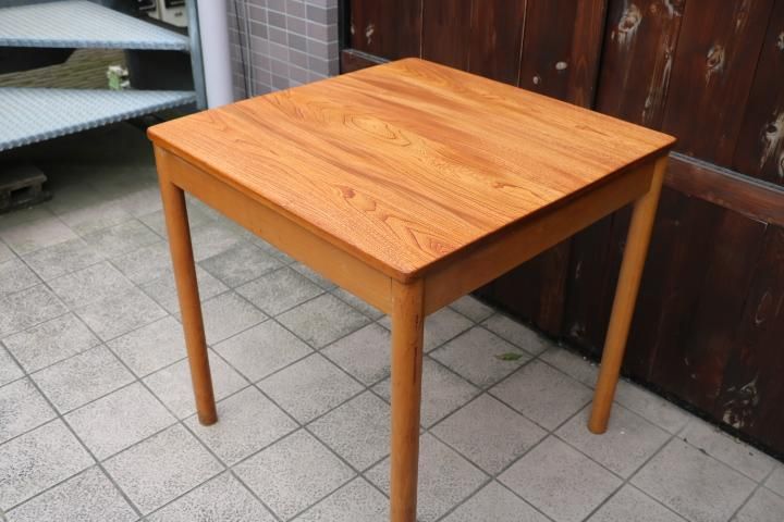 イギリス製ビンテージ　アーコールErcol ダイニングラウンドテーブル円卓 ERCOLラウンドダイニングテーブル 1960年代 イギリス / WESTWOOD