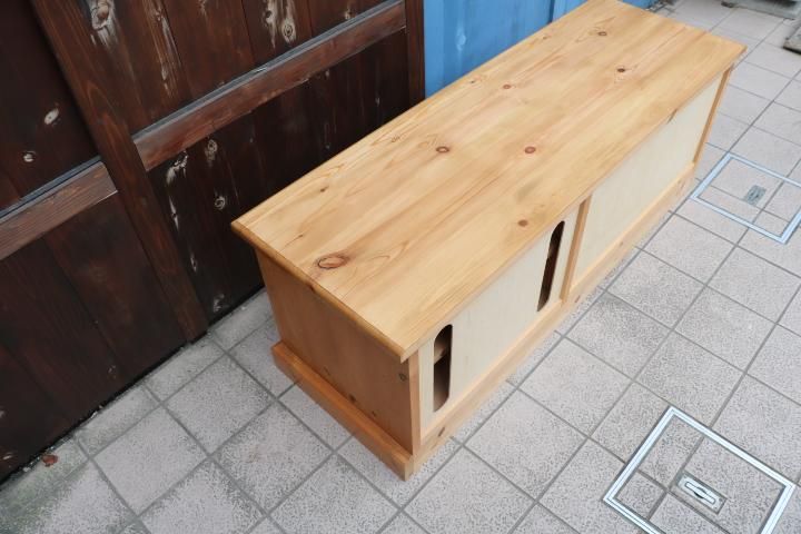 THE PENNY WISE(ペニーワイズ)のローチェストです!パイン材の THE PENNY WISE(ペニーワイズ)のローチェストです!パイン材の