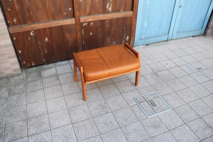 ACME FURNITURE(アクメファニチャー)のビンテージスタイルのモダンな