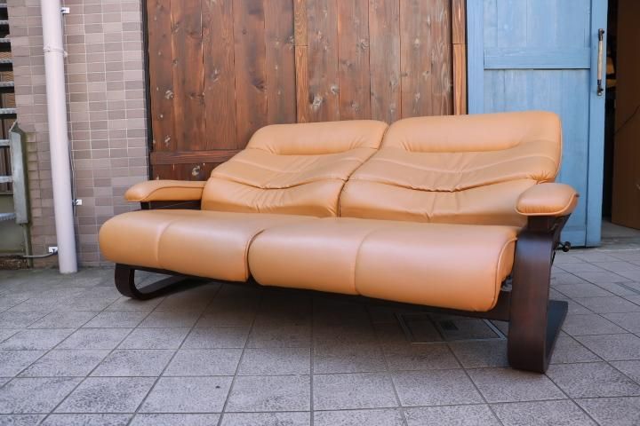 FUJI FURNITURE(冨士ファニチア)の2.5人掛けリクライニング FUJI FURNITURE(冨士ファニチア)の2.5人掛けリクライニング