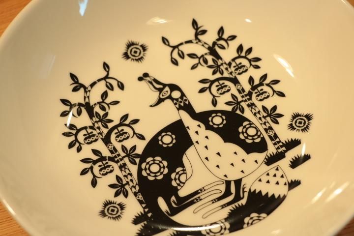 イッタラ Taika タイカ ディーププレート ソースプレート 北欧フィンランドのメーカーiittala(イッタラ)のTaika(タイカ
