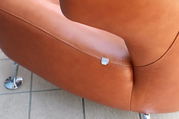 IDC大塚家具取り扱いのブランドDomicil(ドミシール)のKEN IDC大塚家具取り扱いのブランドDomicil(ドミシール)のKEN
