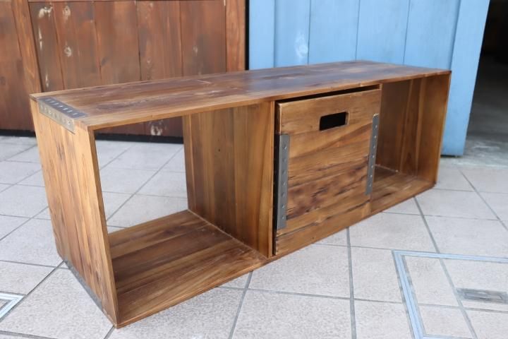 ACME FURNITURE(アクメファニチャー)のトロイ オープンシェルフ ACME FURNITURE(アクメファニチャー)のトロイ オープンシェルフ