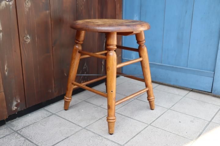 アクメファニチャー　アルファベットプリント 木製スツール アクメファニチャー アルファベットプリント 木製スツール アクメ