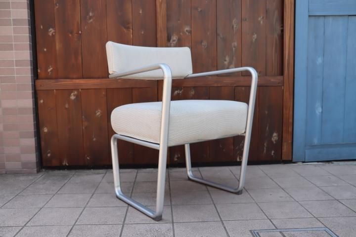 高級ブランドCassina ixc.(カッシーナ イクスシー)で扱われていた稀少