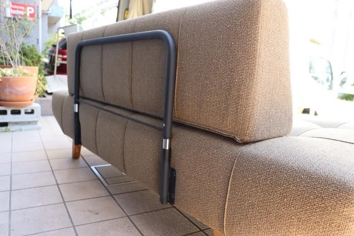 展示品◇ACME FURNITURE(アクメファニチャー)のTROY SOFA(トロイ 展示品◇ACME FURNITURE(アクメファニチャー)のTROY SOFA(トロイ