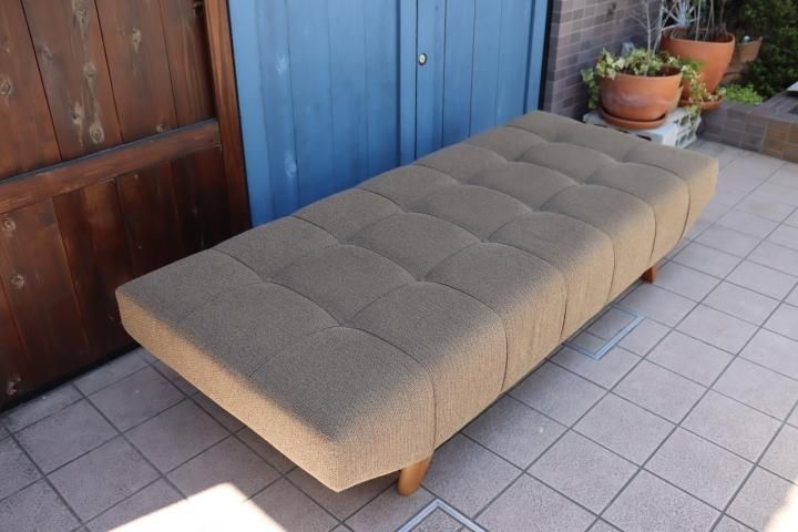 展示品◇ACME FURNITURE(アクメファニチャー)のTROY SOFA(トロイ 展示品◇ACME FURNITURE(アクメファニチャー)のTROY SOFA(トロイ