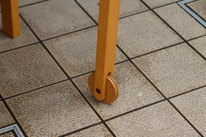 THE CONRAN SHOP(コンランショップ)のNEXUS(ネクサス)。ビーチ無垢材を