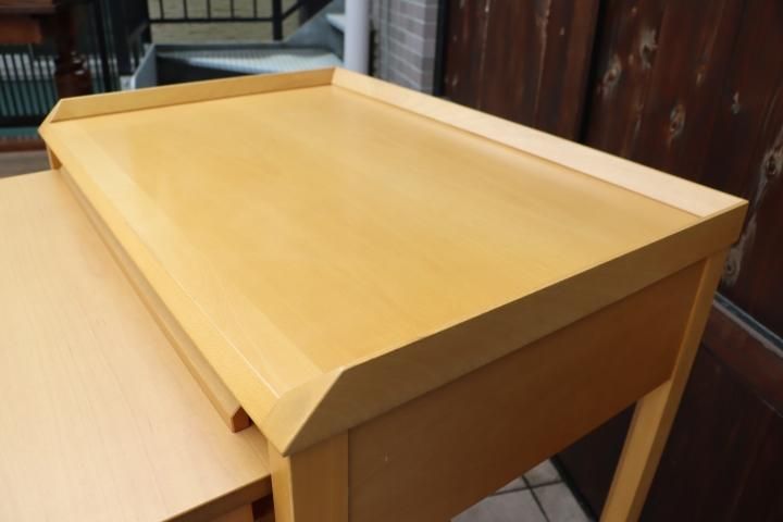 THE CONRAN SHOP(コンランショップ)のNEXUS(ネクサス)。ビーチ無垢材を