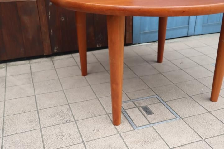 値下げ/KAGURA(家具蔵)のチェリー無垢材を使用したラウンド 値下げ/KAGURA(家具蔵)のチェリー無垢材を使用したラウンド