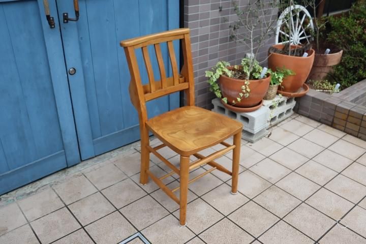 値下げ/英国アンティークのエルム材を使用したダイニングチェアーです