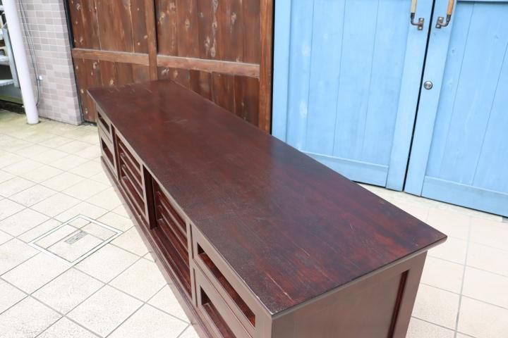 松本民芸家具のローボードのご紹介です。ミズメザクラ無垢材を 松本民芸家具のローボードのご紹介です。ミズメザクラ無垢材を