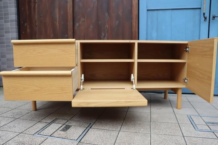 IDEE(イデー)のSTILT SIDEBOARD L(スティルト サイドボード)です