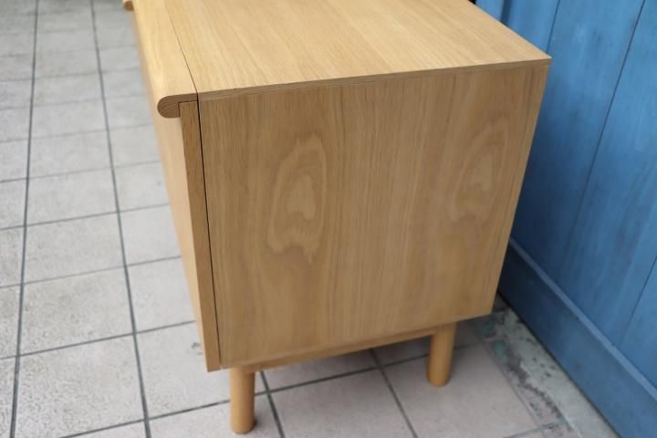 IDEE(イデー)のSTILT SIDEBOARD L(スティルト サイドボード)です IDEE(イデー)のSTILT SIDEBOARD L(スティルト サイドボード)です