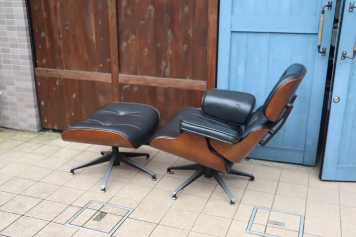 60’Sミッドセンチュリーモダンラウンジチェア イームズのラウンジチェアー&オットマン。デザイナーズ家具の