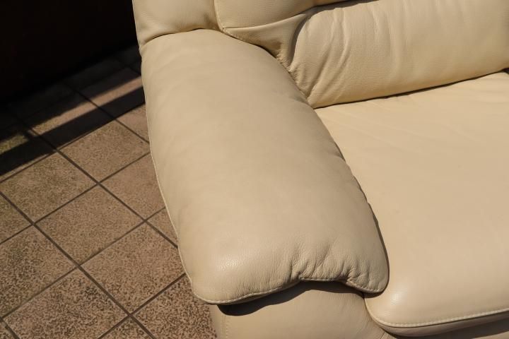 値下げ/IDC OTSUKA(大塚家具)のオースチン 総革張り3人掛け 値下げ/IDC OTSUKA(大塚家具)のオースチン 総革張り3人掛け