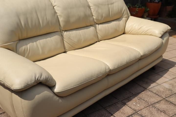 値下げ/IDC OTSUKA(大塚家具)のオースチン 総革張り3人掛け 値下げ/IDC OTSUKA(大塚家具)のオースチン 総革張り3人掛け