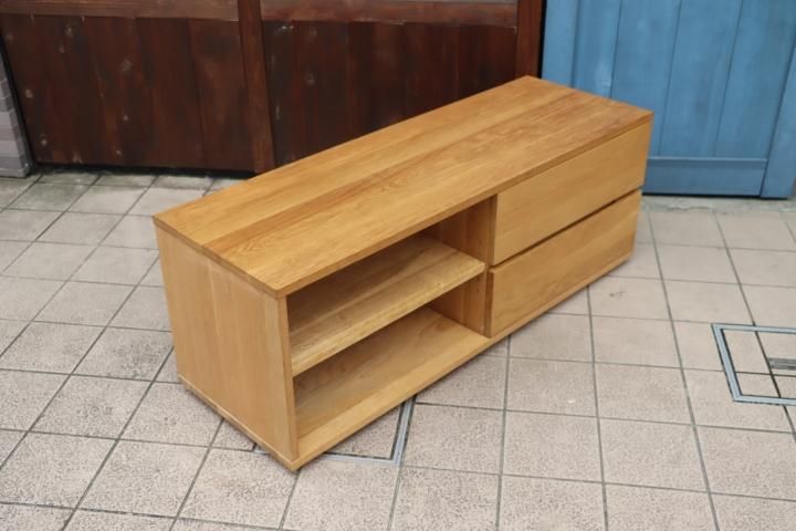 人気の無印良品(MUJI)のオーク無垢材を使用したAVラック 人気の無印良品(MUJI)のオーク無垢材を使用したAVラック