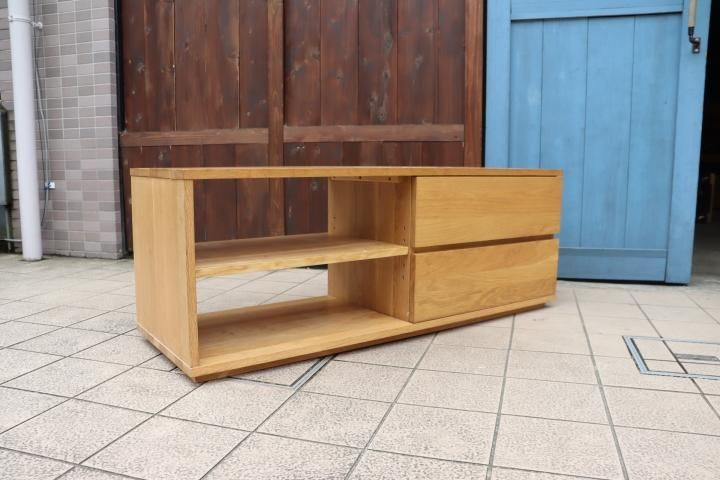 人気の無印良品(MUJI)のオーク無垢材を使用したAVラック 人気の無印良品(MUJI)のオーク無垢材を使用したAVラック