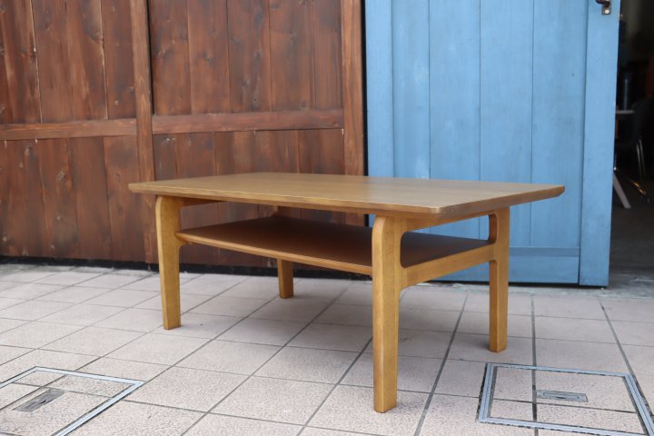 値下げ/karimoku(カリモク家具)のオーク材を使用したT16350センターテーブルです。シンプルでスッキリとしたデザインのリビングテーブルは北欧スタイルやカフェスタイルなどにもおススメです！  - kokoelma -ココエルマ- 雑貨・中古家具・北欧家具・アンティーク家具の通販 ...