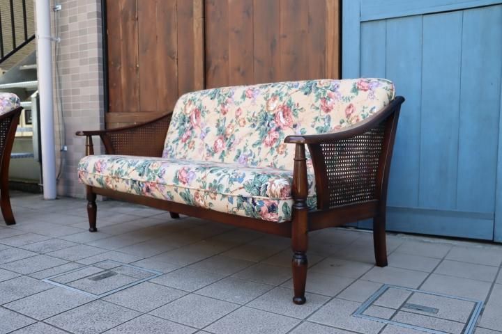 展示品◇Karimoku(カリモク家具)のCOLONIAL(コロニアル)シリーズ 展示品◇Karimoku(カリモク家具)のCOLONIAL(コロニアル)シリーズ