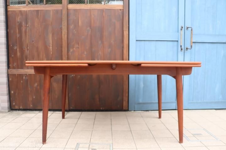Andreas Tuck(アンドレアス・トック)社の Hans.J.Wegner(ハンス Andreas Tuck(アンドレアス・トック)社の Hans.J.Wegner(ハンス