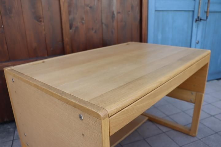 値下げ/karimoku(カリモク)とBenesse(ベネッセ)のコラボ商品 値下げ/karimoku(カリモク)とBenesse(ベネッセ)のコラボ商品