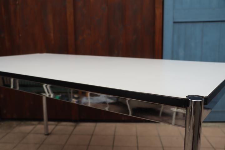 中古 USMモジュラーファニチャー ハラーテーブル ワーキングデスク ダイニング 楽天市場】超美品 USM Haller Table ハラーテーブル 13万 デスク 書斎