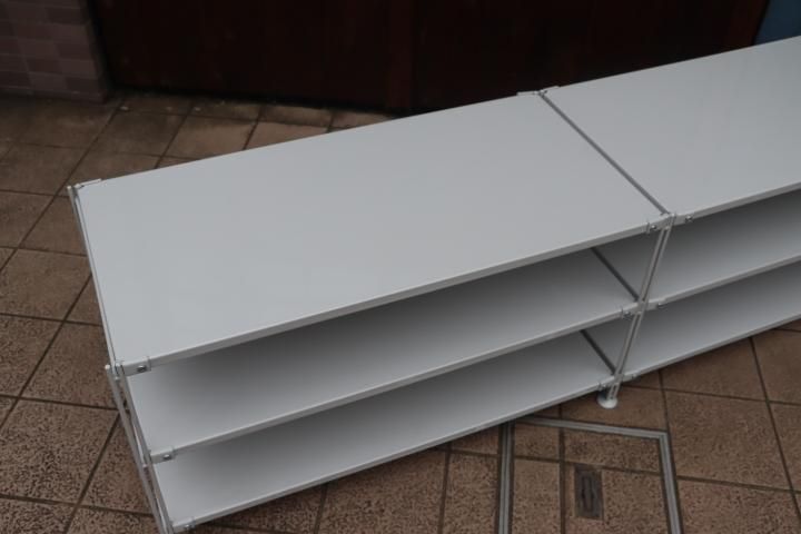 無印良品(MUJI)の人気の3段・2列スチールユニットシェルフです 無印良品(MUJI)の人気の3段・2列スチールユニットシェルフです