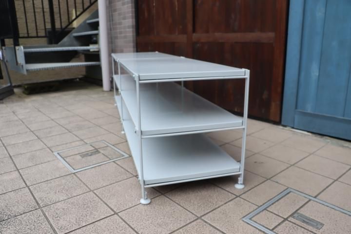 無印良品(MUJI)の人気の3段・2列スチールユニットシェルフです 無印良品(MUJI)の人気の3段・2列スチールユニットシェルフです