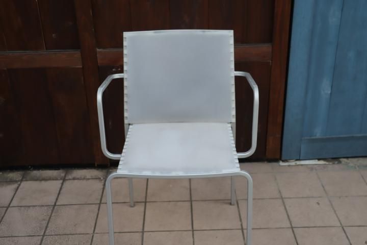 値下げ/Cassina ixc.(カッシーナ イクスシー)で取り扱われていた 値下げ/Cassina ixc.(カッシーナ イクスシー)で取り扱われていた