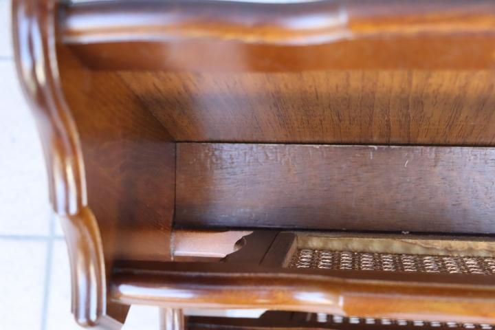 Karimoku(カリモク家具)のCOLONIAL(コロニアル)シリーズ Karimoku(カリモク家具)のCOLONIAL(コロニアル)シリーズ