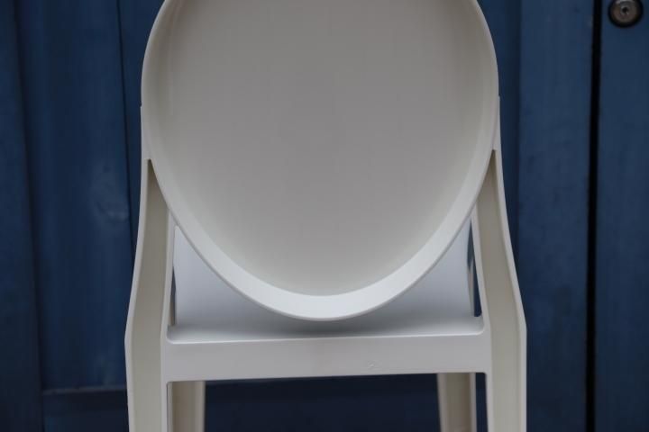 イタリアのデザイナーズ家具ブランドKARTELL(カルテル)の イタリアのデザイナーズ家具ブランドKARTELL(カルテル)の