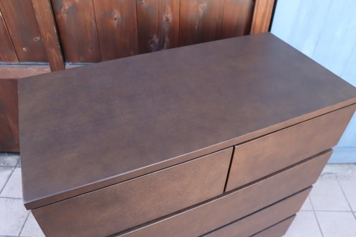 人気の無印良品(MUJI)のタモ材を使用した木製チェスト 4段ワイド 人気の無印良品(MUJI)のタモ材を使用した木製チェスト 4段ワイド
