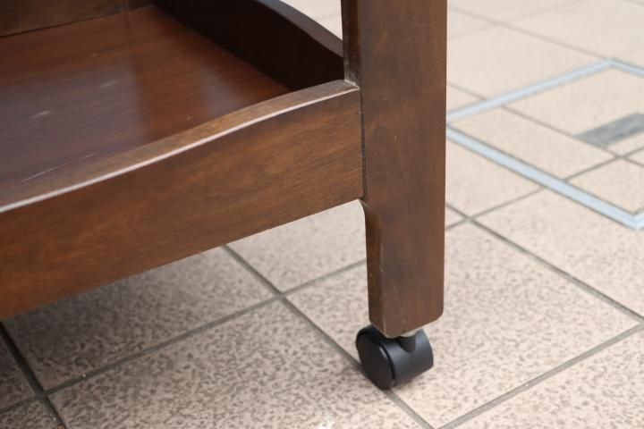 karimoku(カリモク家具) アンティーク調 キッチンワゴンです karimoku(カリモク家具) アンティーク調 キッチンワゴンです