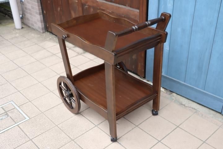 karimoku(カリモク家具) アンティーク調 キッチンワゴンです karimoku(カリモク家具) アンティーク調 キッチンワゴンです