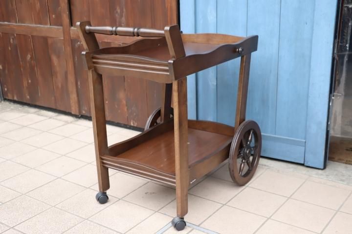 karimoku(カリモク家具) アンティーク調 キッチンワゴンです karimoku(カリモク家具) アンティーク調 キッチンワゴンです