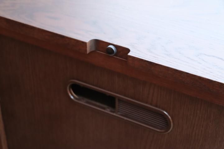 karimoku(カリモク家具) QU2350 キャビネット/オーク材の karimoku(カリモク家具) QU2350 キャビネット/オーク材の