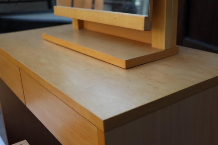無印良品(MUJI)の希少なメープル材を使用したドレッサーセット 無印良品(MUJI)の希少なメープル材を使用したドレッサーセット