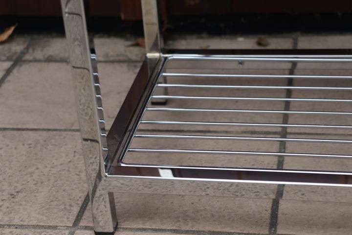 値下げカッシーナイクスシー取扱 ドイツ製 デコワルター レザースツール ホワイト ドイツのブランドDECOR WALTHER(デコワルター)のレザーベンチ