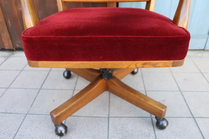 Karimoku(カリモク家具)のCOLONIAL(コロニアル)シリーズ デスク Karimoku(カリモク家具)のCOLONIAL(コロニアル)シリーズ デスク