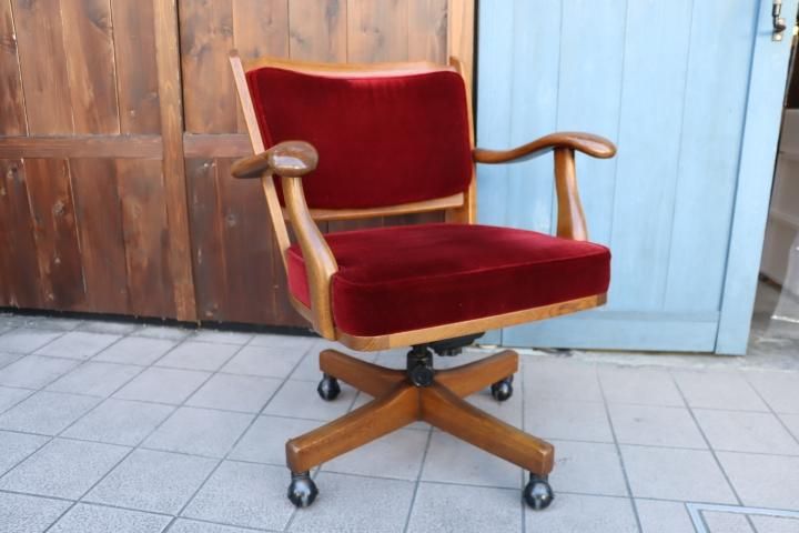 Karimoku(カリモク家具)のCOLONIAL(コロニアル)シリーズ デスク Karimoku(カリモク家具)のCOLONIAL(コロニアル)シリーズ デスク