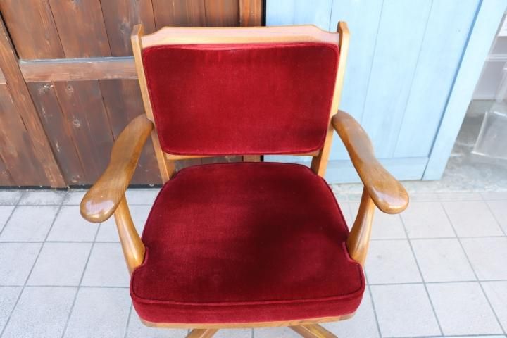 Karimoku(カリモク家具)のCOLONIAL(コロニアル)シリーズ デスク Karimoku(カリモク家具)のCOLONIAL(コロニアル)シリーズ デスク