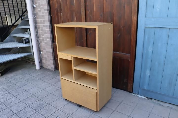 karimoku(カリモク家具)のSS0429 マルチラックです。シンプルで karimoku(カリモク家具)のSS0429 マルチラックです。シンプルで