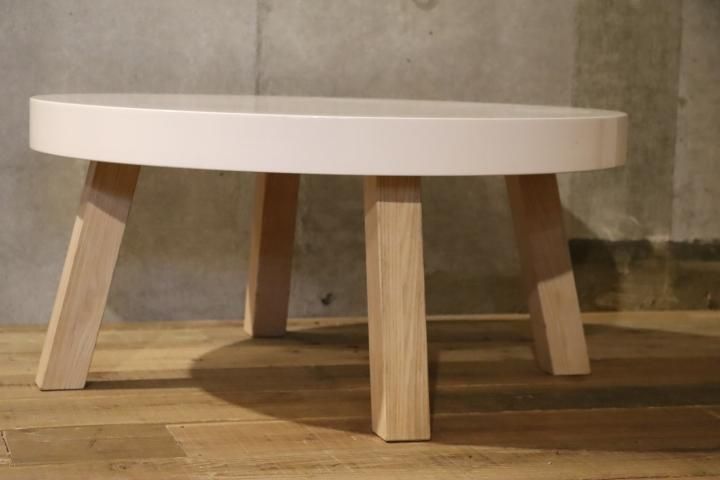 Francfranc(フランフラン)の円形のシンプルなデザインが魅力の Francfranc(フランフラン)の円形のシンプルなデザインが魅力の