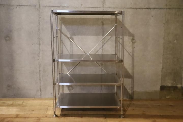 無印良品(MUJI)の人気のステンレスユニットシェルフです 無印良品(MUJI)の人気のステンレスユニットシェルフです